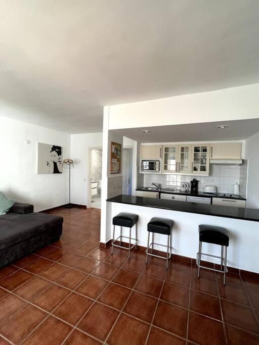 Tías Casa Breen - Spacious 1 Bedroom Apartment In Matagorda With Communal Pool מראה חיצוני תמונה